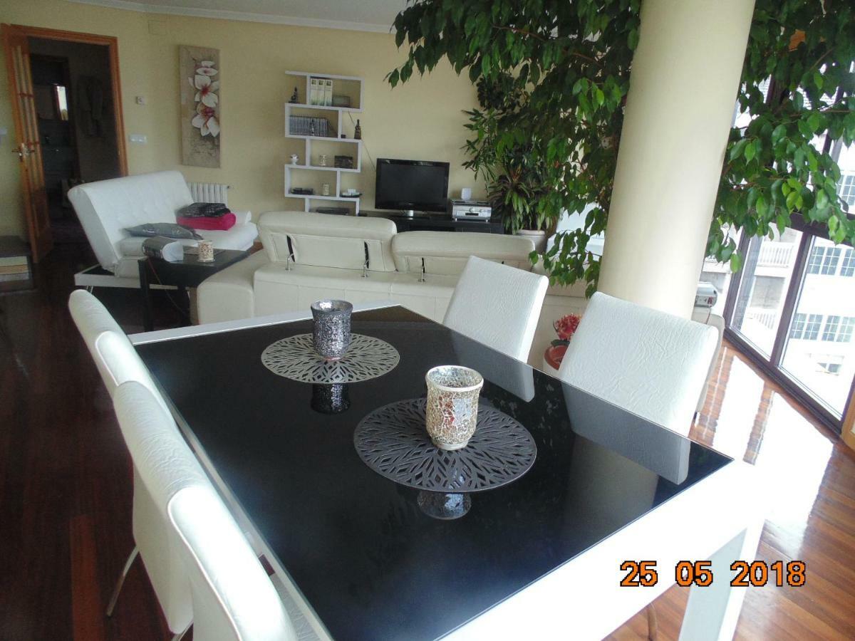 Duplex Grandes Cristaleras Impresionantes Vistas Appartement Ourense Buitenkant foto